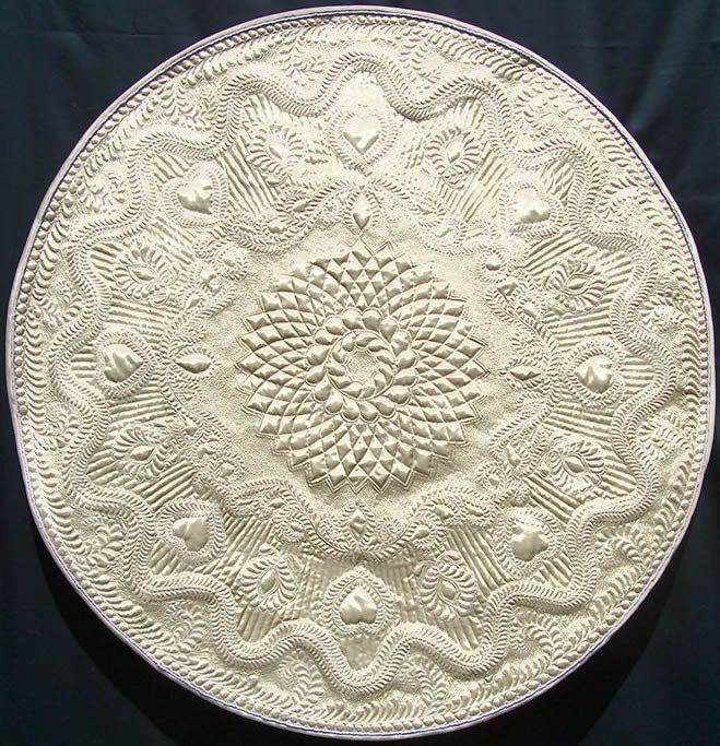 Splendor in the Round full quilt