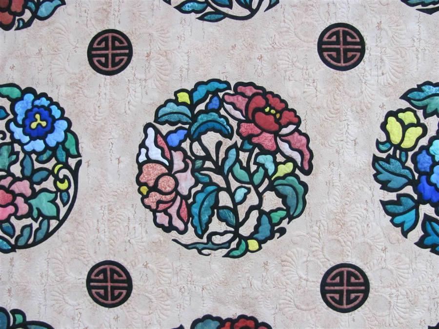Floral Fantasy quilt detail