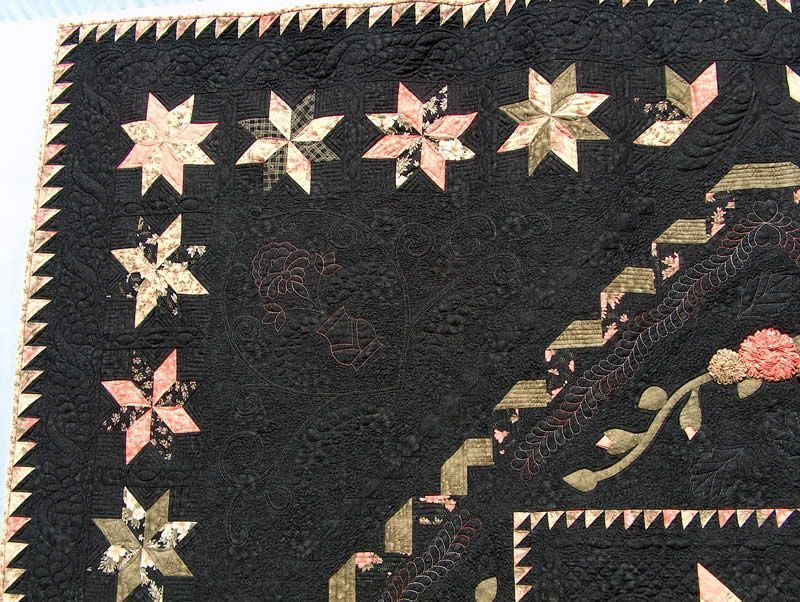 The Round Robin Flies Alone quilt detail