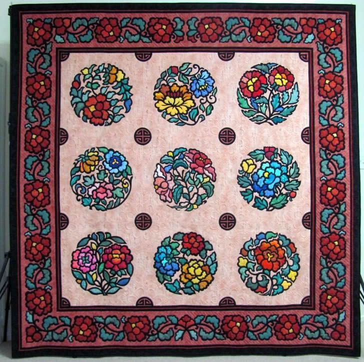 Floral Fantasy full quilt